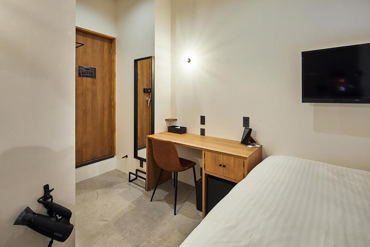 Mizuka Imaizumi 4 - Unmanned Hotel - Фукуока Экстерьер фото